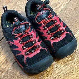 Keen Sandals size youth 12